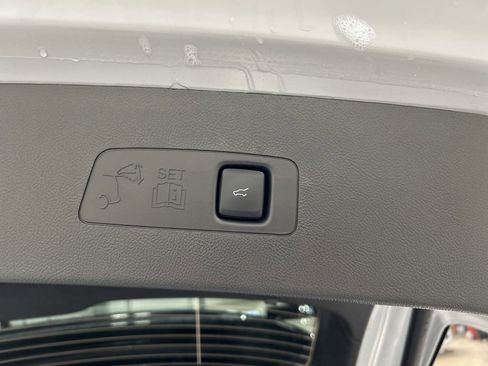 Certified 2025 Lincoln Corsair AWD w/ Equipment Group 101A image 31