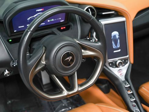 Used 2020 McLaren 720S Luxury image 37