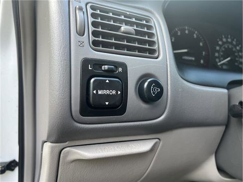 Used 1999 Toyota Corolla LE image 17