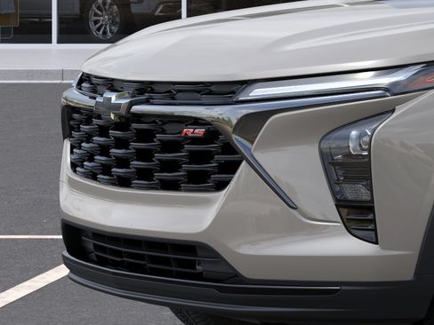 New 2026 Chevrolet Trax RS w/ Sunroof Package FWD image 13
