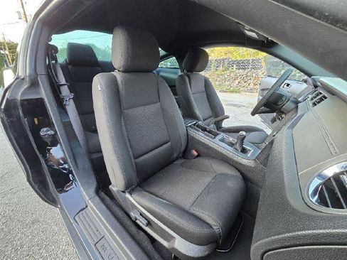 Used 2012 Ford Mustang Coupe RWD image 21
