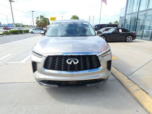 Used 2023 INFINITI QX60 Sensory w/ Vision Package image 9
