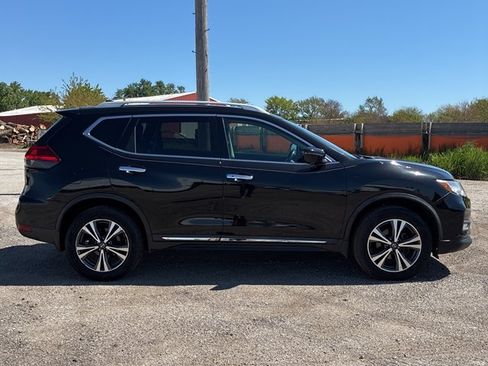 Used 2017 Nissan Rogue SL w/ SL Premium Package AWD/4WD image 5