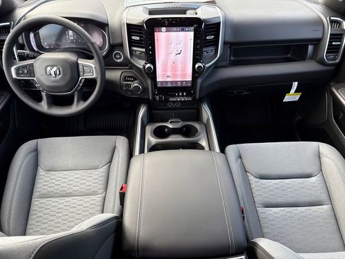 New 2026 RAM 1500 4x4 Crew Cab image 11