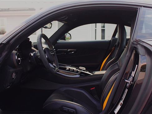 Used 2020 Mercedes-Benz AMG GT R image 7