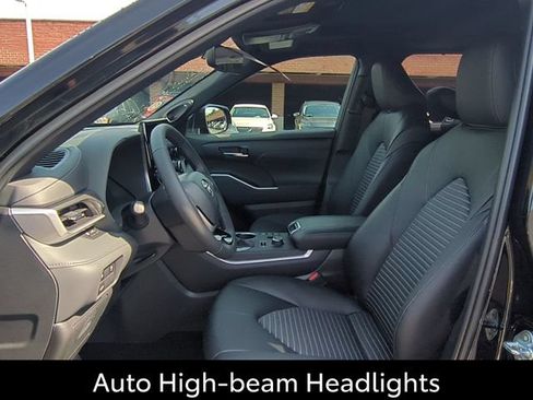 Certified 2026 Toyota Highlander XSE AWD/4WD image 13