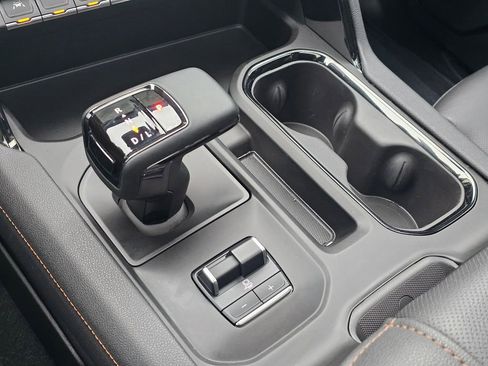 Used 2023 GMC Sierra 1500 AT4 w/ AT4 Premium Package image 74