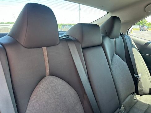 Used 2019 Toyota Camry LE FWD image 25