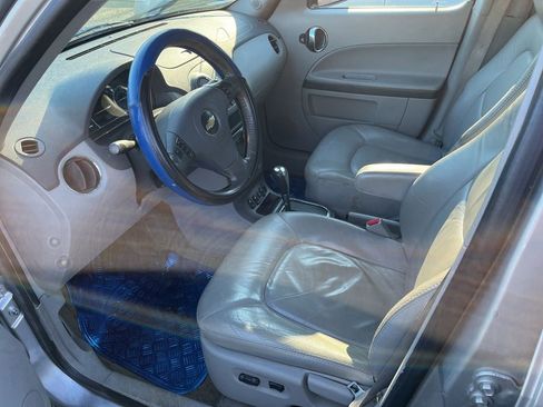 Used 2008 Chevrolet HHR LT image 9