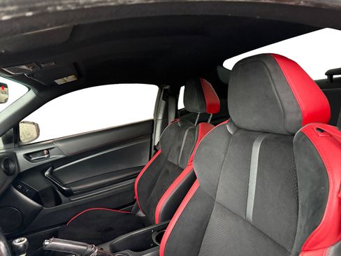 Used 2017 Subaru BRZ Premium w/ Popular Package #3 image 10