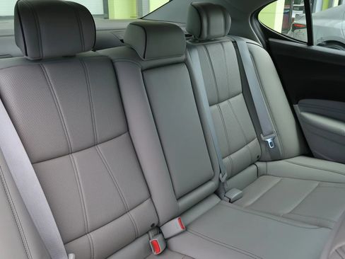 Used 2018 Acura TLX V6 w/ Technology Package FWD image 24