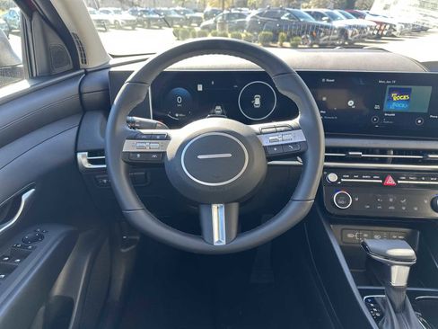 New 2026 Hyundai Tucson SEL image 11