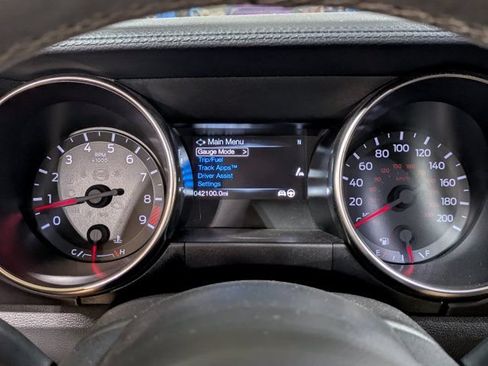 Used 2018 Ford Mustang Shelby GT350 w/ Convenience Package RWD image 29