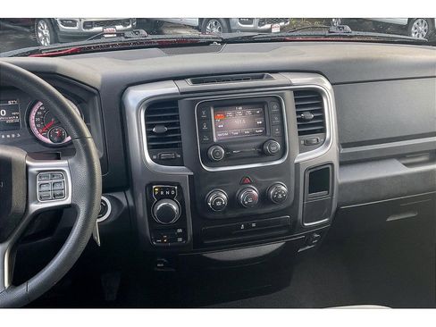 Used 2024 RAM 1500 Classic SLT image 6