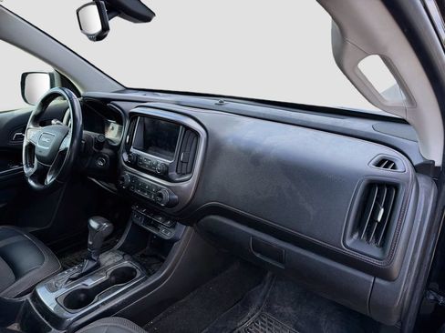 Used 2015 GMC Canyon SLE w/ All-Terrain Package AWD/4WD image 29