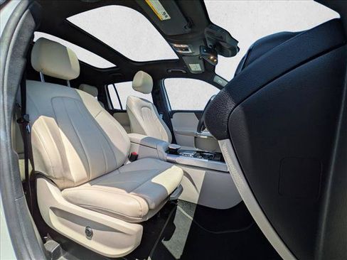 Certified 2022 Mercedes-Benz GLB 250 4MATIC image 20