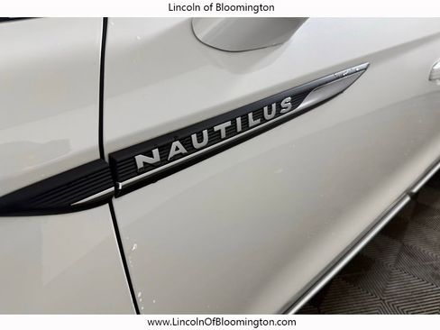 Certified 2023 Lincoln Nautilus Reserve w/ Equipment Group 201A image 15