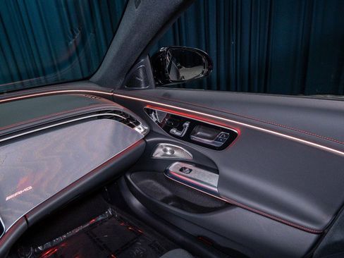 New 2026 Mercedes-Benz E 53 AMG e 4MATIC Sedan image 26