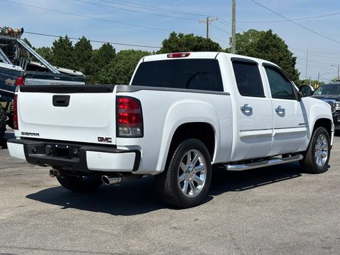 Used 2008 GMC Sierra 1500 Denali AWD/4WD image 3