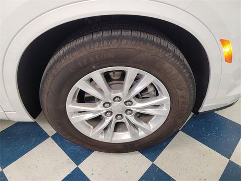 Used 2023 Cadillac XT6 Luxury image 10