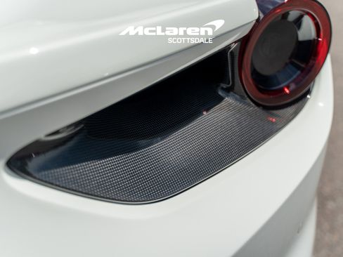 Used 2017 Ferrari 488 Spider RWD image 32