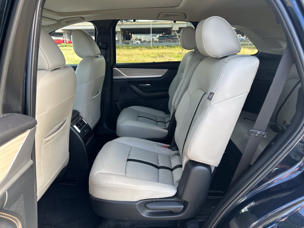 Used 2024 MAZDA CX-90 Plug-In Hybrid w/ Premium Pkg AWD/4WD image 20