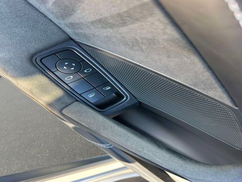 Used 2022 Porsche 911 GT3 image 13