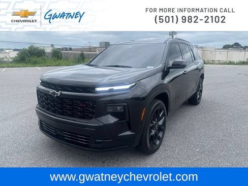 Used 2024 Chevrolet Traverse RS w/ LPO, Floor Liner Package AWD/4WD image 1