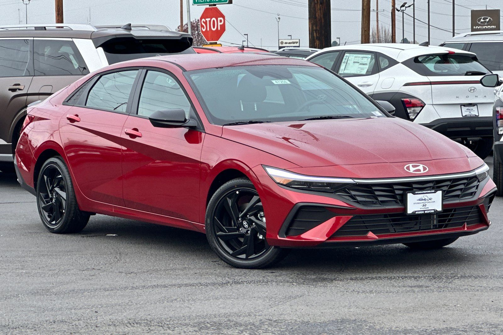 New 2026 Hyundai Elantra SEL FWD image 2