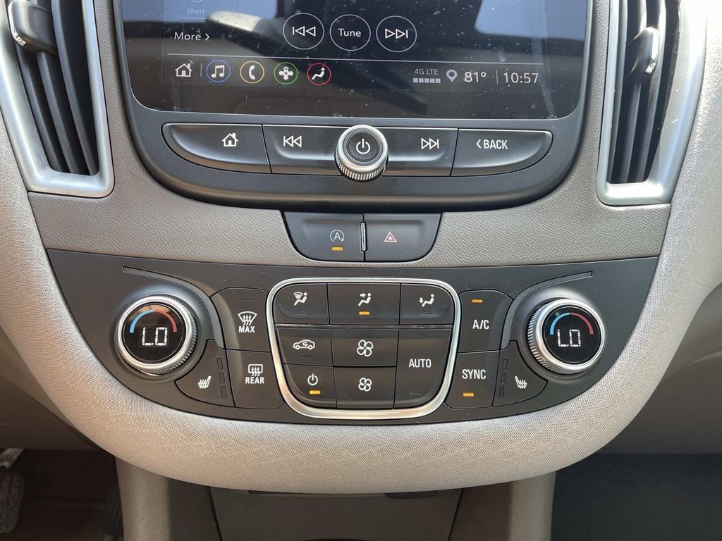 Used 2025 Chevrolet Malibu LT FWD image 31