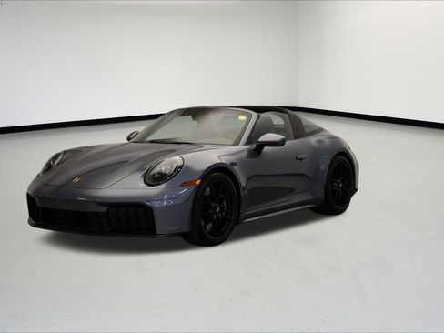 Used 2025 Porsche 911 Targa 4 GTS image 11