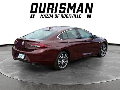 Used 2019 Buick Regal Preferred w/ Sights and Sounds Package FWD image 6