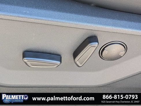 Used 2025 Ford Expedition Tremor AWD/4WD image 21
