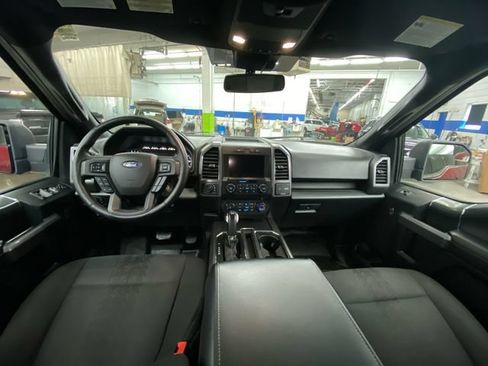 Used 2019 Ford F150 XLT w/ Equipment Group 302A Luxury AWD/4WD image 27