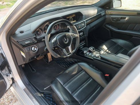 Used 2012 Mercedes-Benz E 63 AMG Wagon image 23