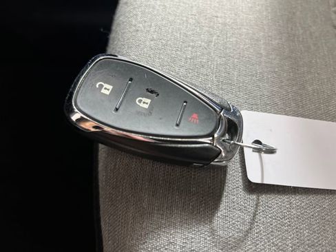 Used 2024 Chevrolet Equinox LS w/ LS Convenience Package image 26