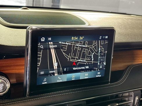 Used 2022 Lincoln Corsair Reserve w/ Equipment Group 201A image 16