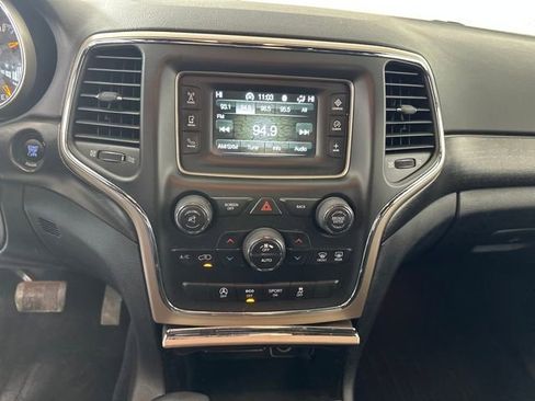 Used 2016 Jeep Grand Cherokee Laredo w/ Quick Order Package 23E image 21