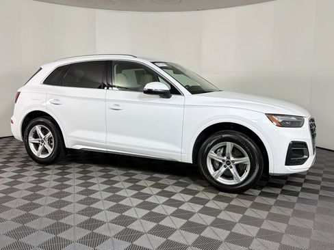 Used 2024 Audi Q5 2.0T Premium w/ Convenience Package AWD/4WD image 6
