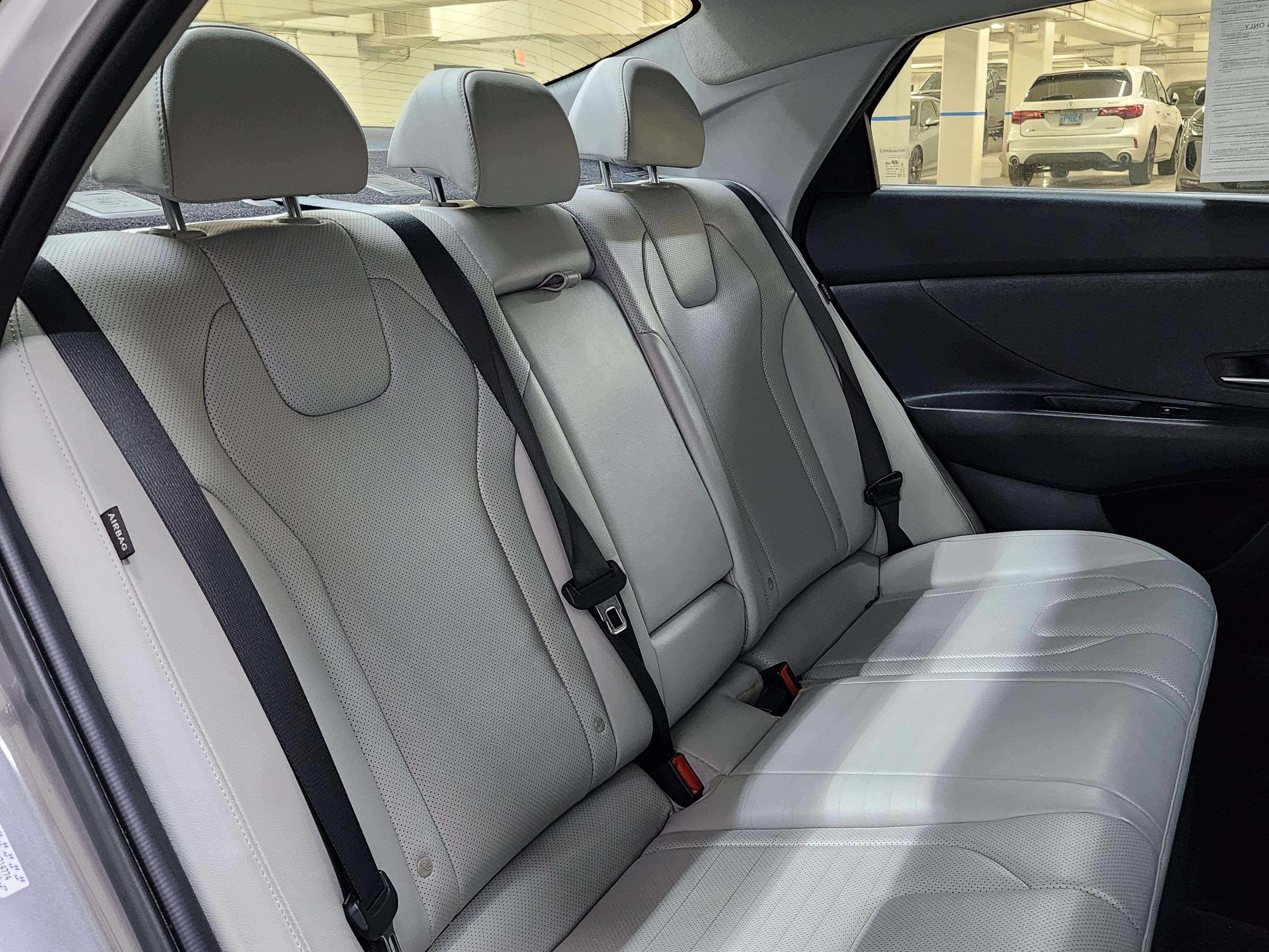 Used 2024 Hyundai Elantra Limited FWD image 22
