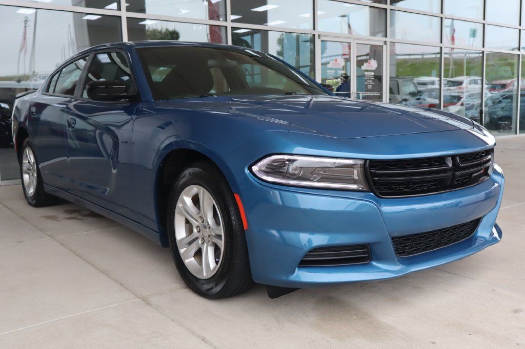 Used 2023 Dodge Charger SXT RWD image 1
