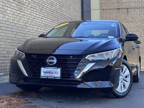 Used 2024 Nissan Sentra S image 32