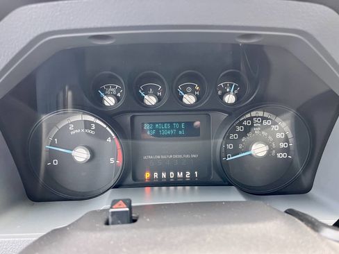 Used 2014 Ford F250 XL w/ Power Equipment Group image 9