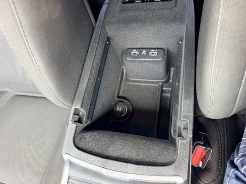 Used 2022 Dodge Charger SXT RWD image 41