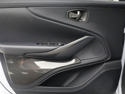 Used 2023 Aston Martin DBX 707 image 17