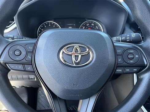 Certified 2021 Toyota RAV4 XLE image 20