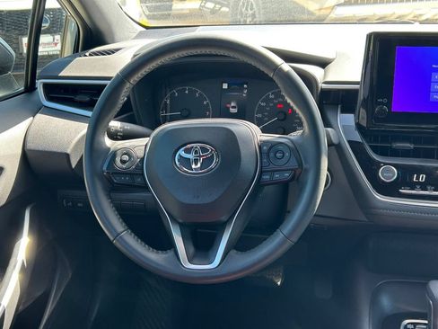 Used 2025 Toyota Corolla SE FWD image 34