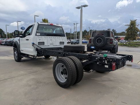New 2025 Ford F550 4x4 Regular Cab Super Duty image 7