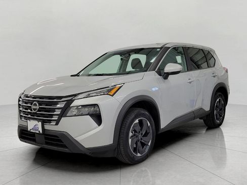 Used 2025 Nissan Rogue SV image 12