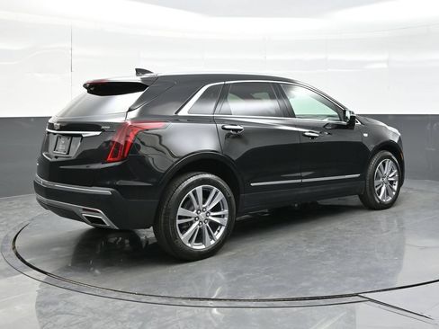 Certified 2024 Cadillac XT5 Premium Luxury AWD/4WD image 7
